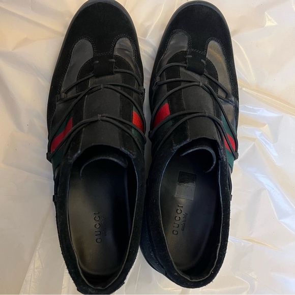 Gucci sneakers: black suede & leather, red/green stripes, elastic gore & laces - Picture 4 of 10